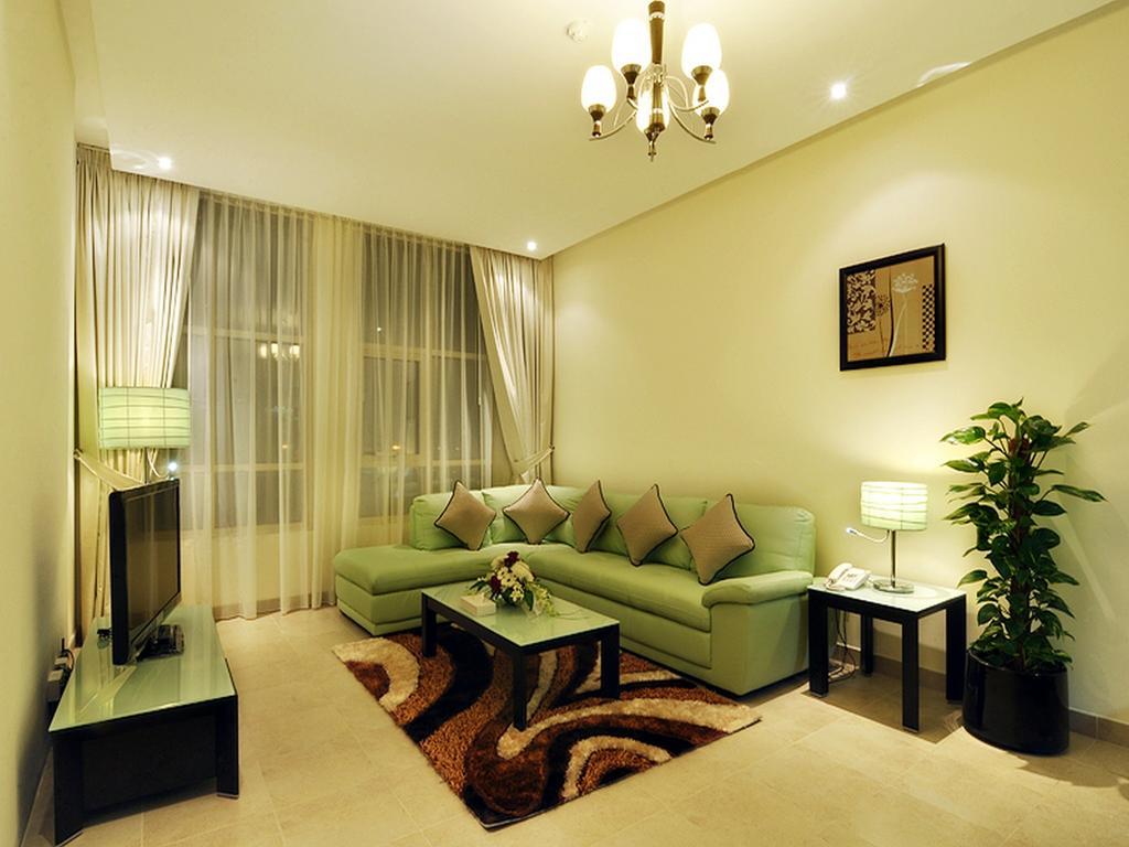 Pride Hotel Apartments Dubai Exteriör bild